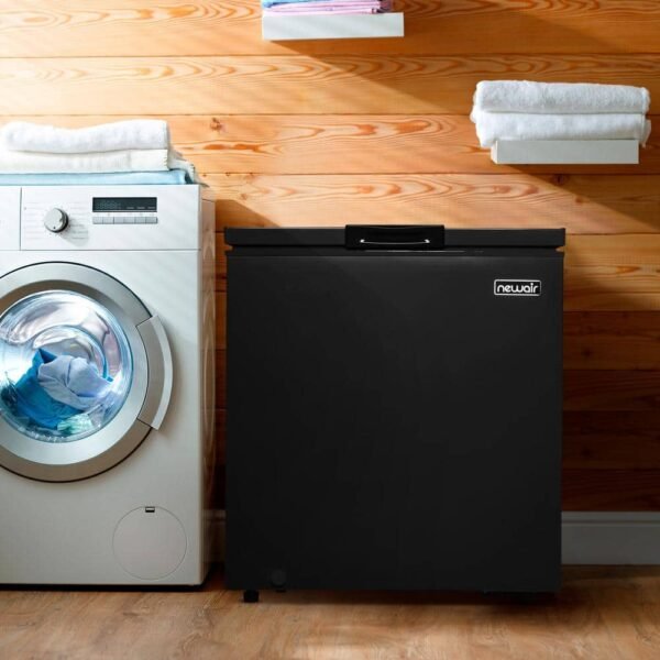 black-newair-chest-freezers-nft050mb00-e1_1000