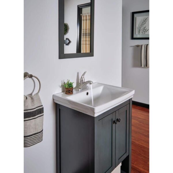 brushed-nickel-delta-centerset-bathroom-faucets-b510lf-ssppu-eco-e1_1000