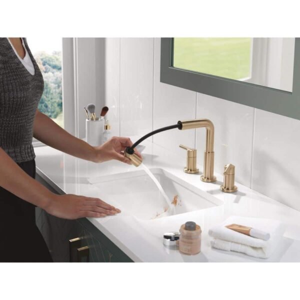 champagne-bronze-delta-widespread-bathroom-faucets-35849lf-czpd-e1_1000