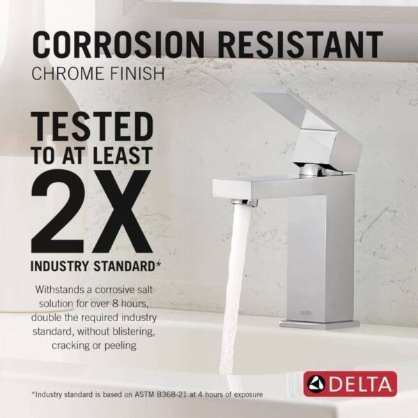 chrome-delta-single-hole-bathroom-faucets-567lf-pp-40_1000