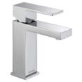 chrome-delta-single-hole-bathroom-faucets-567lf-pp-64_1000