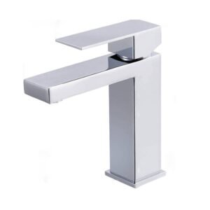Single-Handle Single-Hole Bathroom Faucet in Chrome