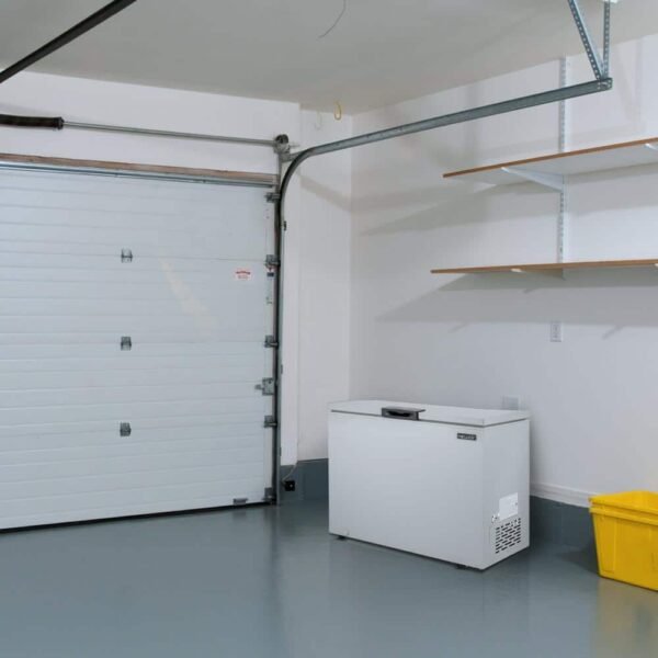 cool-gray-newair-chest-freezers-nft070ga00-e1_1000