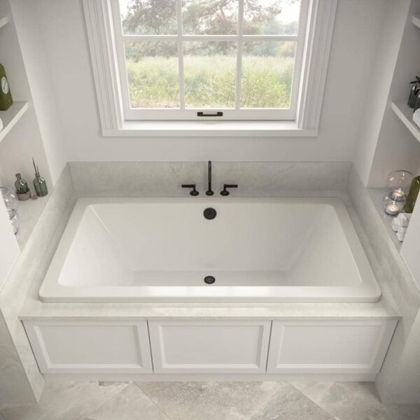 glossy-white-exterior-matte-black-hardware-trim-streamline-drop-in-tubs-n-4140-715-bl-e1_1000