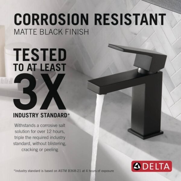 matte-black-delta-single-hole-bathroom-faucets-567lf-blgpm-pp-40_1000