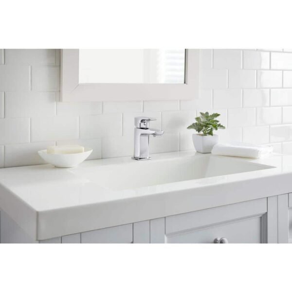 polished-chrome-glacier-bay-single-hole-bathroom-faucets-hd67543w-6001-e1_1000