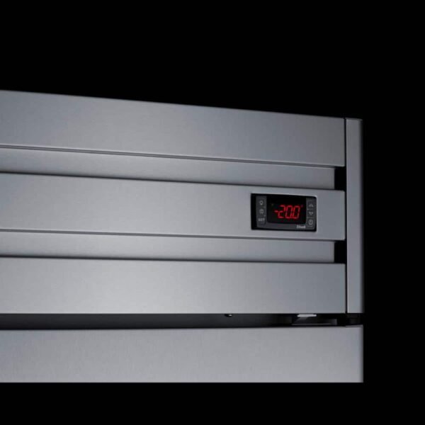 stainless-steel-summit-appliance-commercial-freezers-scff436-1d_1000