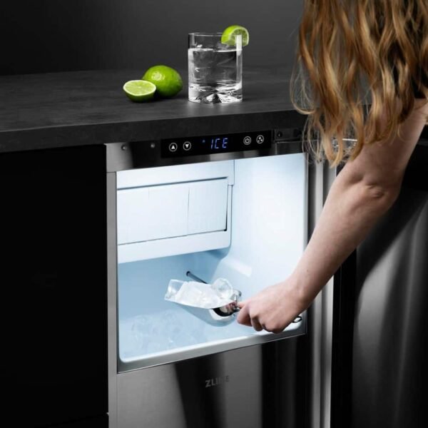 stainless-steel-zline-kitchen-and-bath-undercounter-ice-makers-igmdz-st-15-cb-a0_1000