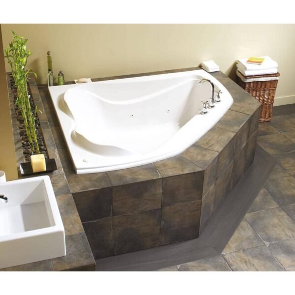white-maax-corner-bathtubs-102724-000-001-000-40_1000