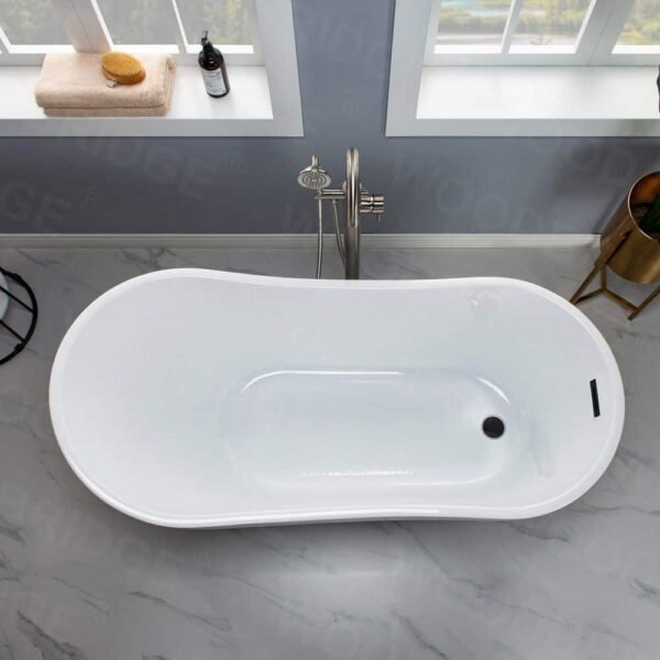 white-with-matte-black-trim-woodbridge-freestanding-tubs-hbt5837-40_1000